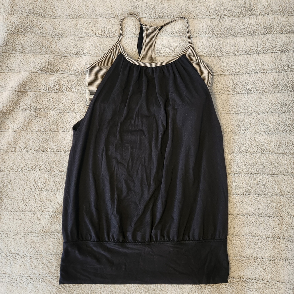 Lululemon Athletica No Limits Tank In Black With Gray & White Stipe Bra, Size 6